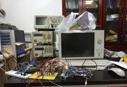 嵌入式物联网 硬件开发工程师们的工作台原来是这样的